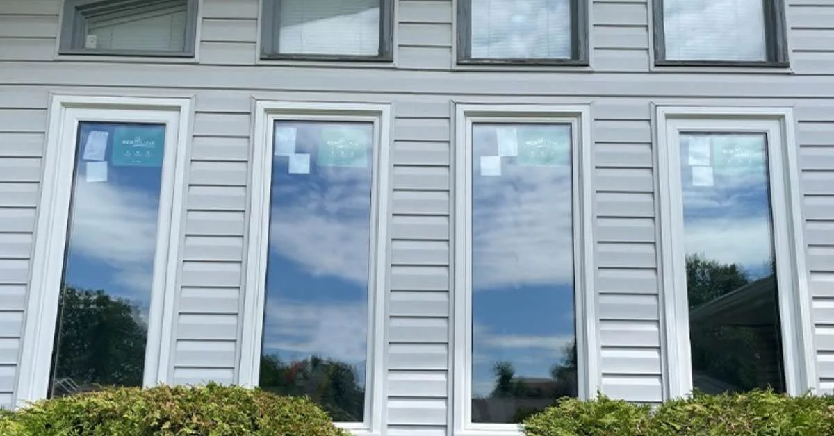 20+ Aesthetic Front Window Designs You need To See 1 front window design